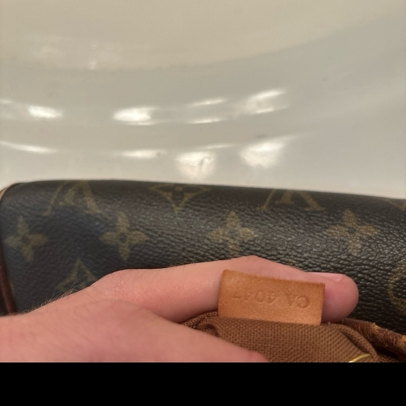 Louis Vuitton Brown Batignolles Monogram Canvas Tote Bag * firm price - Picture 11 of 12